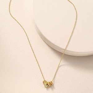Stella & Dot Loretta Necklace